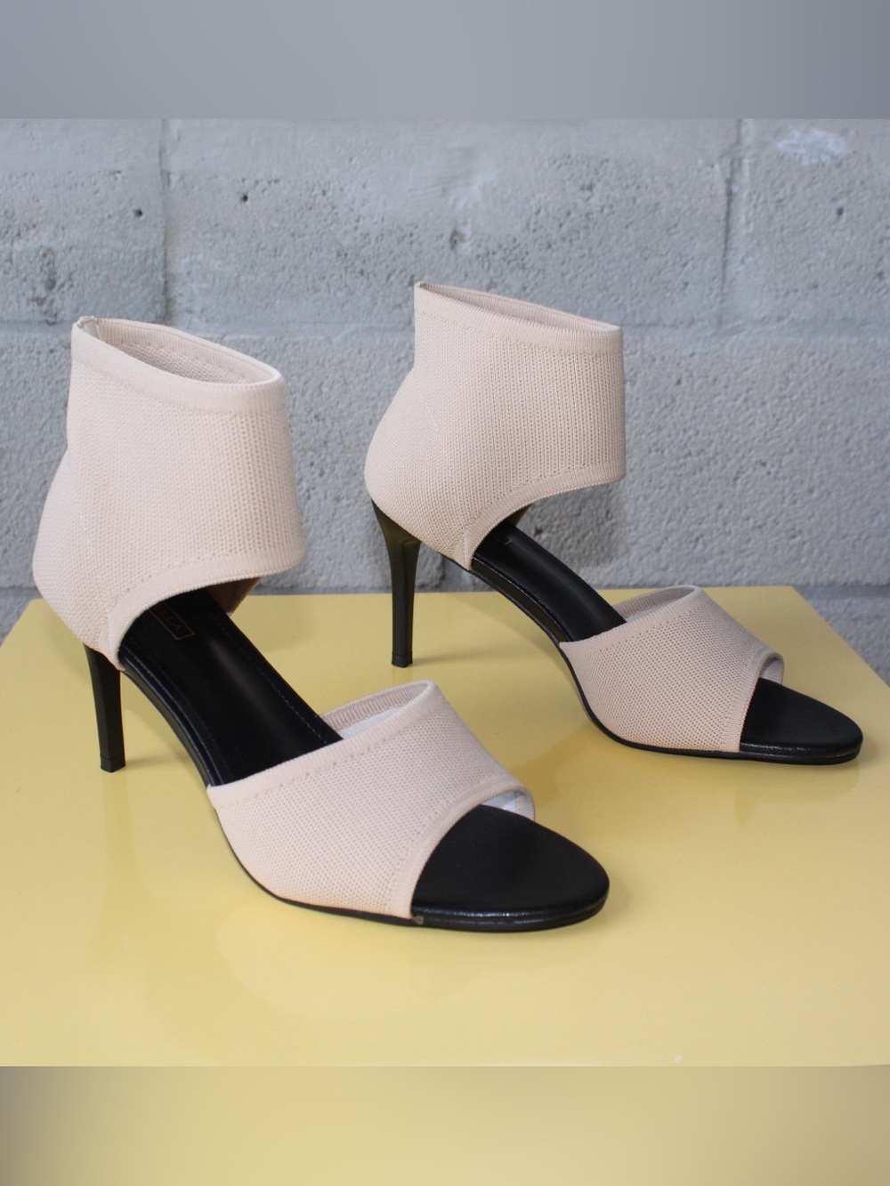 PRISTINE - Newbella - Peep Toe Knit Elastic Fabric Stiletto Heeled Sandals